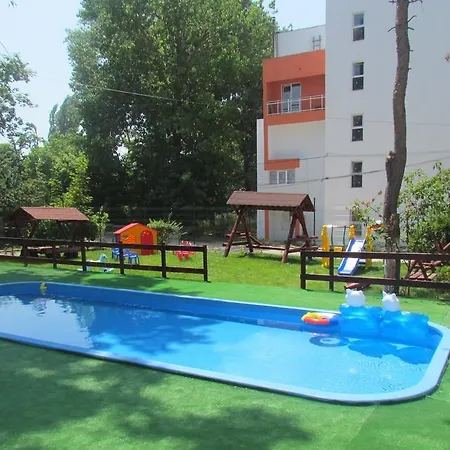 Apollo Hotel 3*